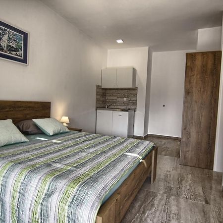 Rooms Dragica Pakoštane Exteriör bild