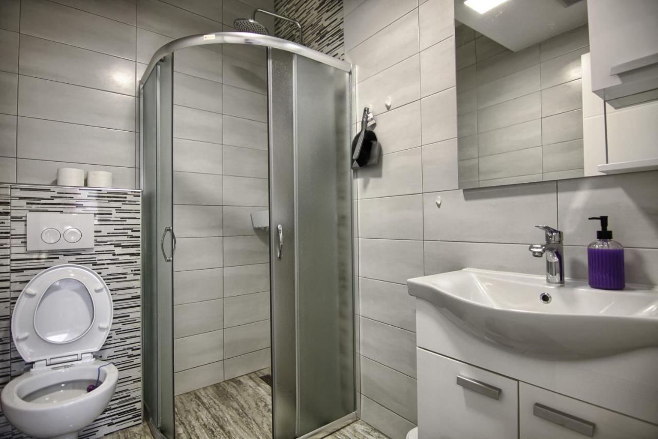 Rooms Dragica Pakoštane Exteriör bild